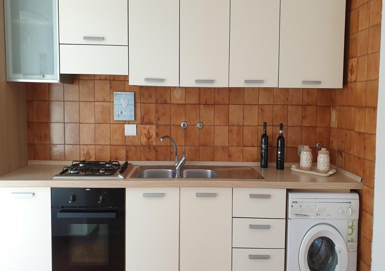 Holiday Apartments ラッコ・アメーノ エクステリア 写真