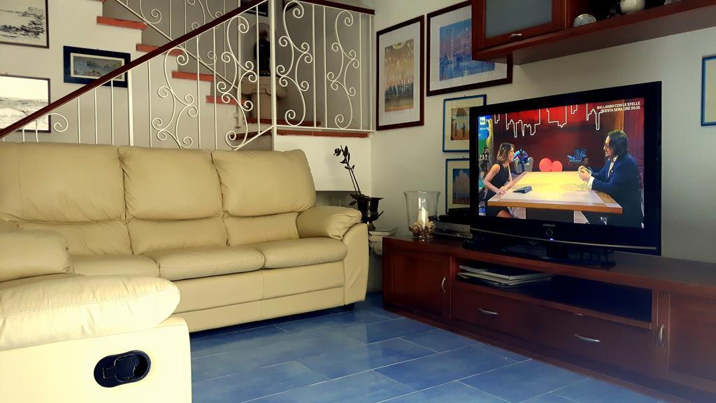 Holiday Apartments ラッコ・アメーノ エクステリア 写真